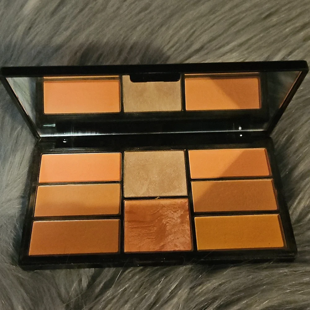 🇬🇧Freedom Pro Blush Palette ✨️🍑Peach & Baked🍑✨️